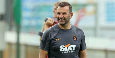 Galatasaray'da Okan Buruk'tan maç öncesi transfer açıklaması: "Mutluyum"